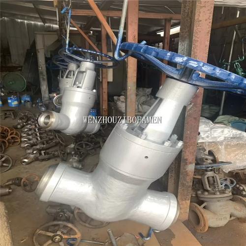 Z60Y-250C與Z61Y-250C鑄鋼高溫高壓自密封電站閘閥對比解析